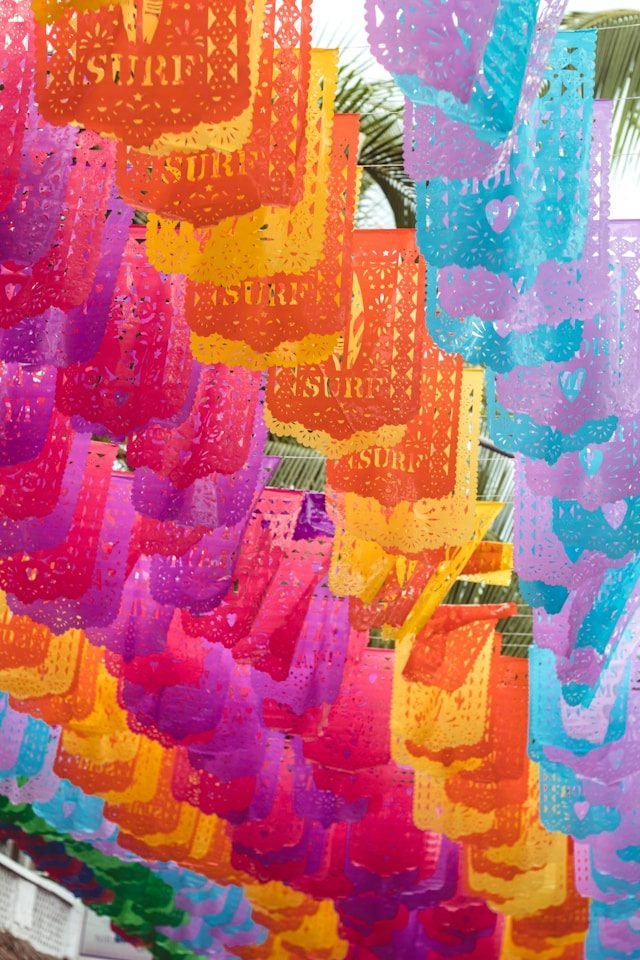 What is paper collage art and ideas? – London Art Exchange, Art Gallery London