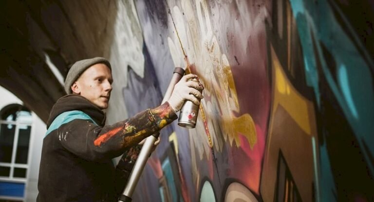 Political-Art Political-Art